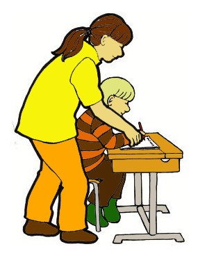 Piirroskuvassa koulunkäynninohjaaja auttaa pulpetissa istuvaa oppilasta. 